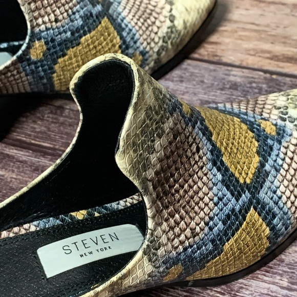 Steve Madden ~ Deandra Snakeskin Embossed Mule - Picture 9 of 12